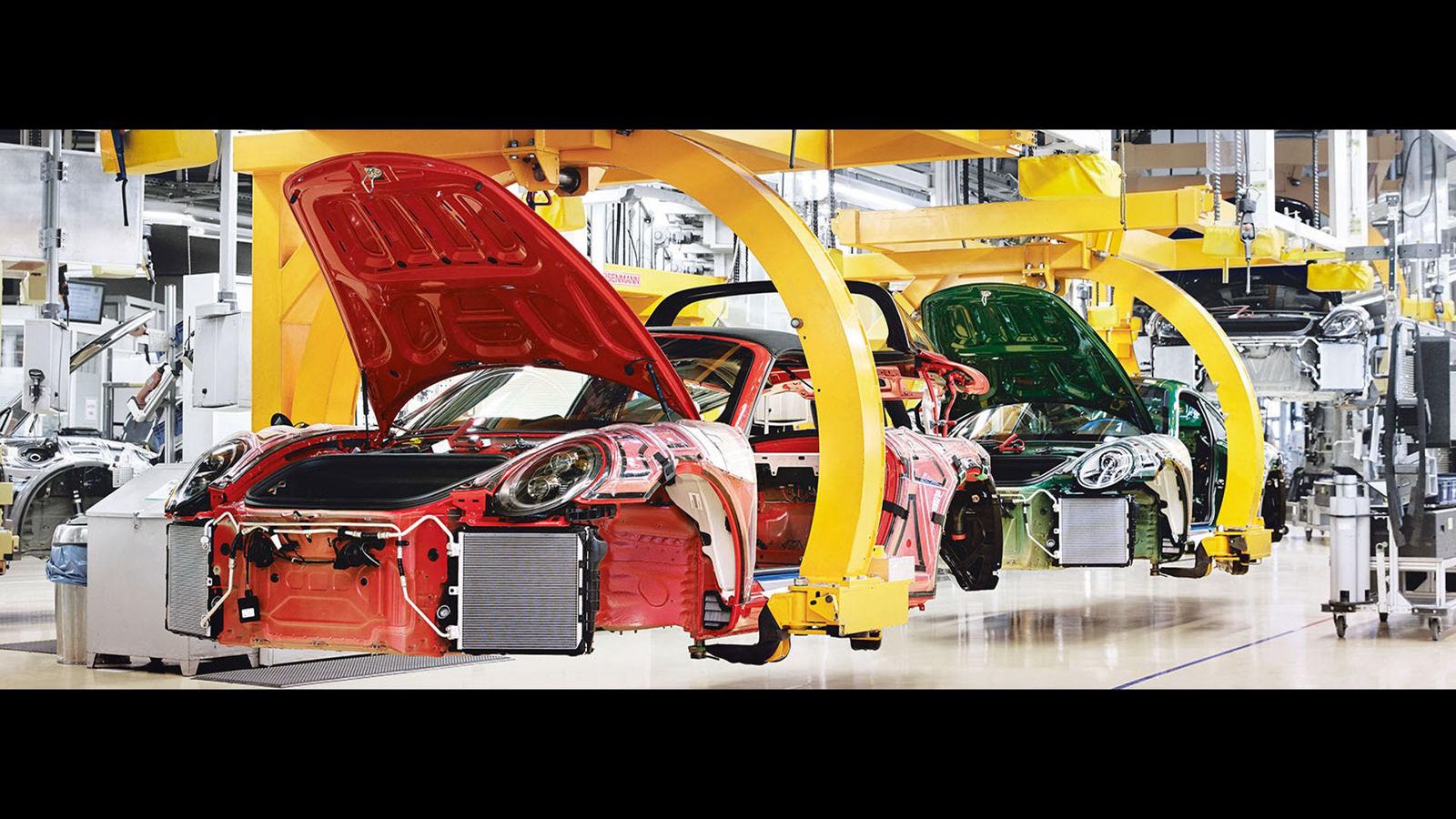 Έτσι και αλλιώς την εκατομμυριοστή 911 δεν μπορούσε κανένας να την κάνει δική του, αφού φτιάχτηκε για το Porsche Museum στο Zuffenhausen της Γερμανίας